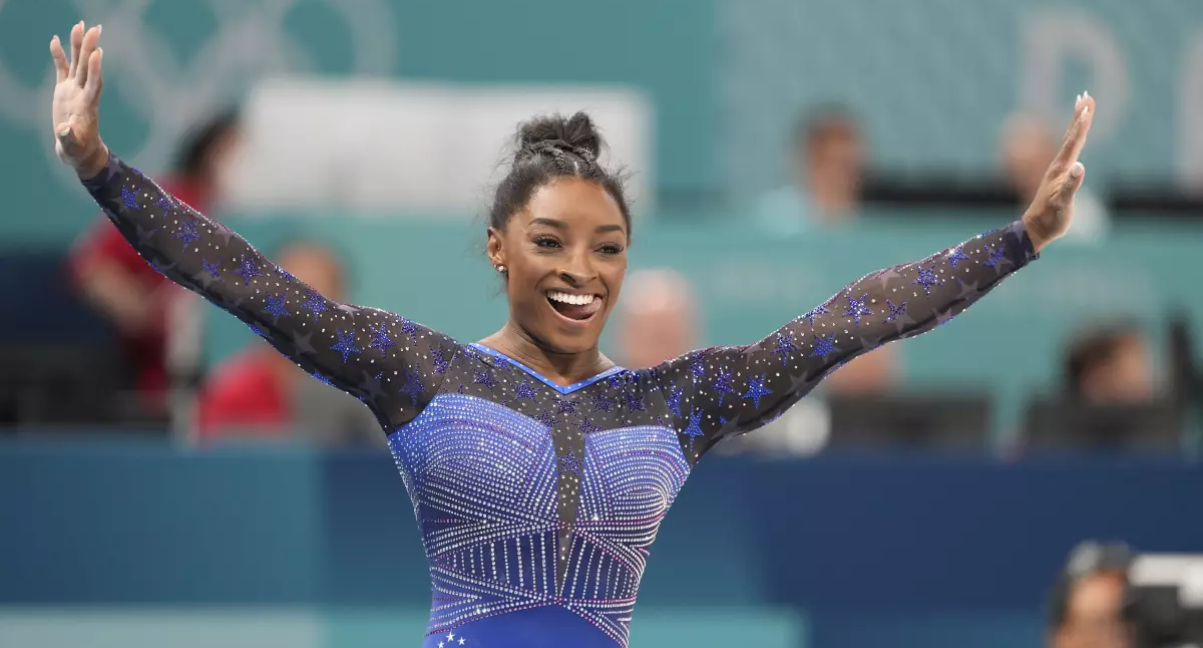 Simone Biles buscará su tercer oro en París 2024