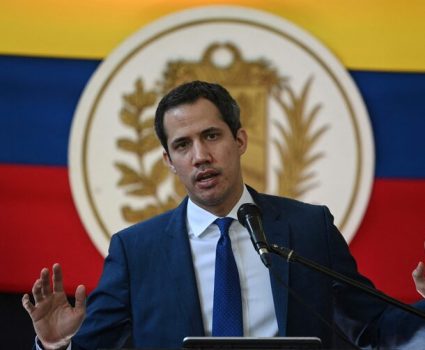 juan Guaido presidente interino