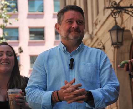 Orrego recibe apoyo de figuras del Rechazo